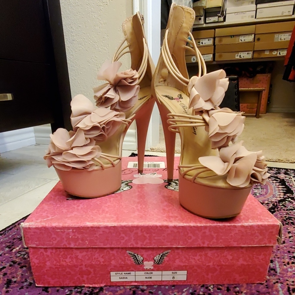 Penny loves Kenny Nude flower strappy heels - Picture 6 of 7